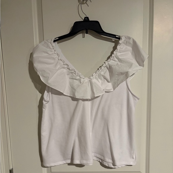 Crown & Ivy White Ruffled Blouse - Picture 2 of 3